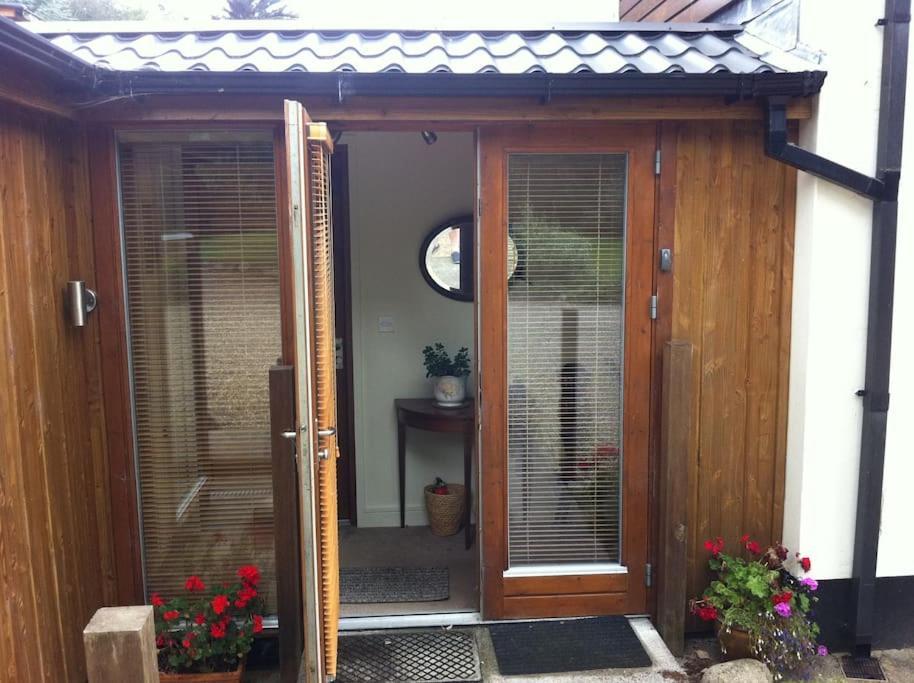 Self Catering Apartment At Beechwalk House. Enniskerry Exterior photo